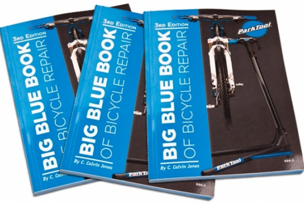Tercera edición del Big Blue Book, un libro esencial sobre mecánica de bicicletas