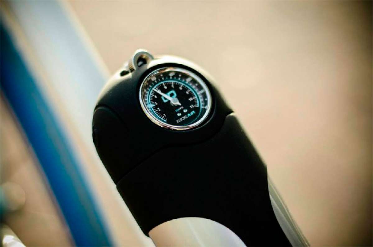 RideAir, una bomba de aire de alta capacidad para inflar ruedas pulsando un botón