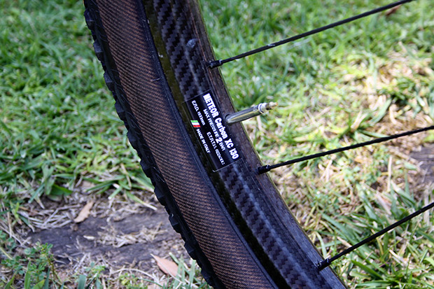 FRM Anakin ST 2017: Carbono TeXtreme, tecnología CarboFlex, ruedas anchas y muchas más sorpresas