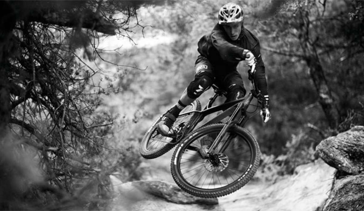 Amaury Pierron, Thomas Estaque y la Commencal META HT AM 2017