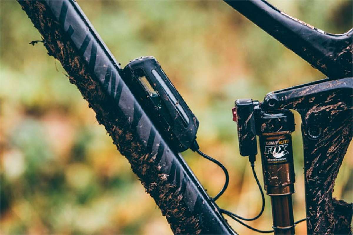 Flaér Revo Terra, un sistema automático para lubricar la cadena de transmisión mientras se rueda