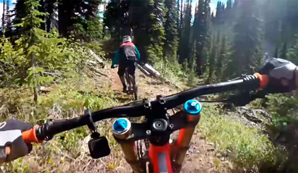 Rodando por el Heavy Meadow Trail (BC, Canadá) con Aaron Chase, Geoff Gulevich y Richie Schley