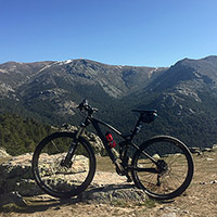 La foto del día en TodoMountainBike: "La Bola del Mundo desde el Mirador de las Canchas"