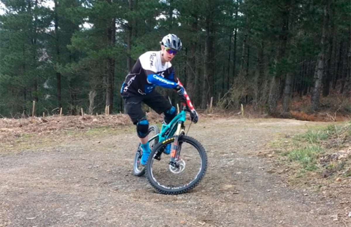 Aprendiendo técnicas de Mountain Bike con Markel Uriarte: el equilibrio