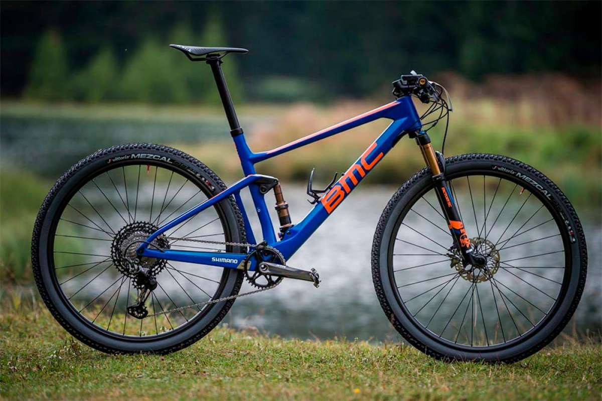 Más ligera, más rápida, más eficiente y con tija telescópica integrada: llega la BMC Fourstroke 01 de 2019