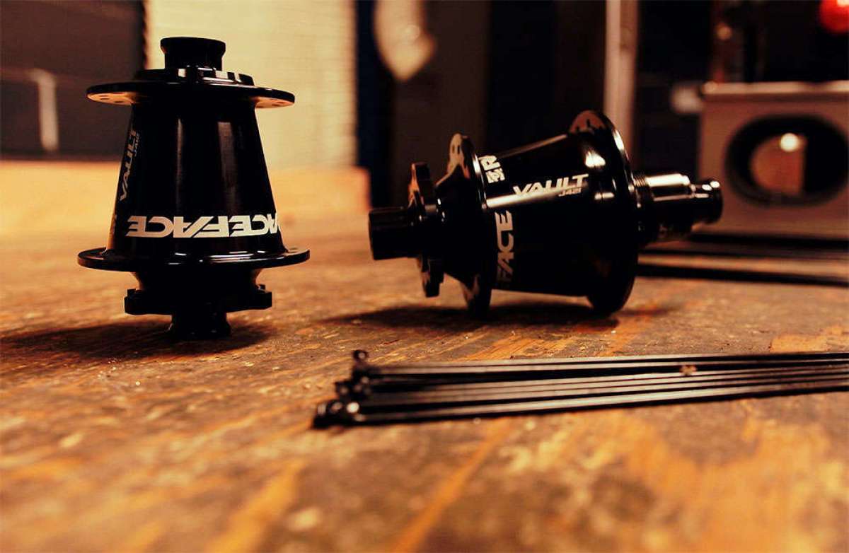 En TodoMountainBike: Race Face Vault J-Bend, bujes de alto rendimiento para montajes personalizados de ruedas