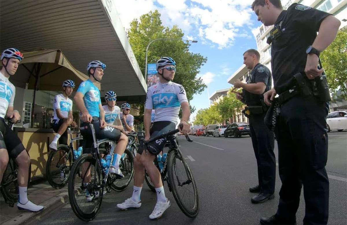 Los corredores del Team Sky, multados por la policía australiana tras cometer varias infracciones de tráfico