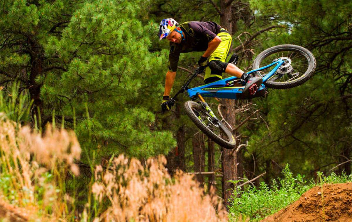 Pivot Shuttle, una agresiva e-MTB exclusiva para el mercado europeo