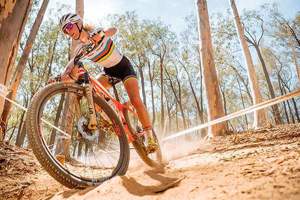 Las tijas telescópicas de KS entran con fuerza en la Copa del Mundo XCO 2018