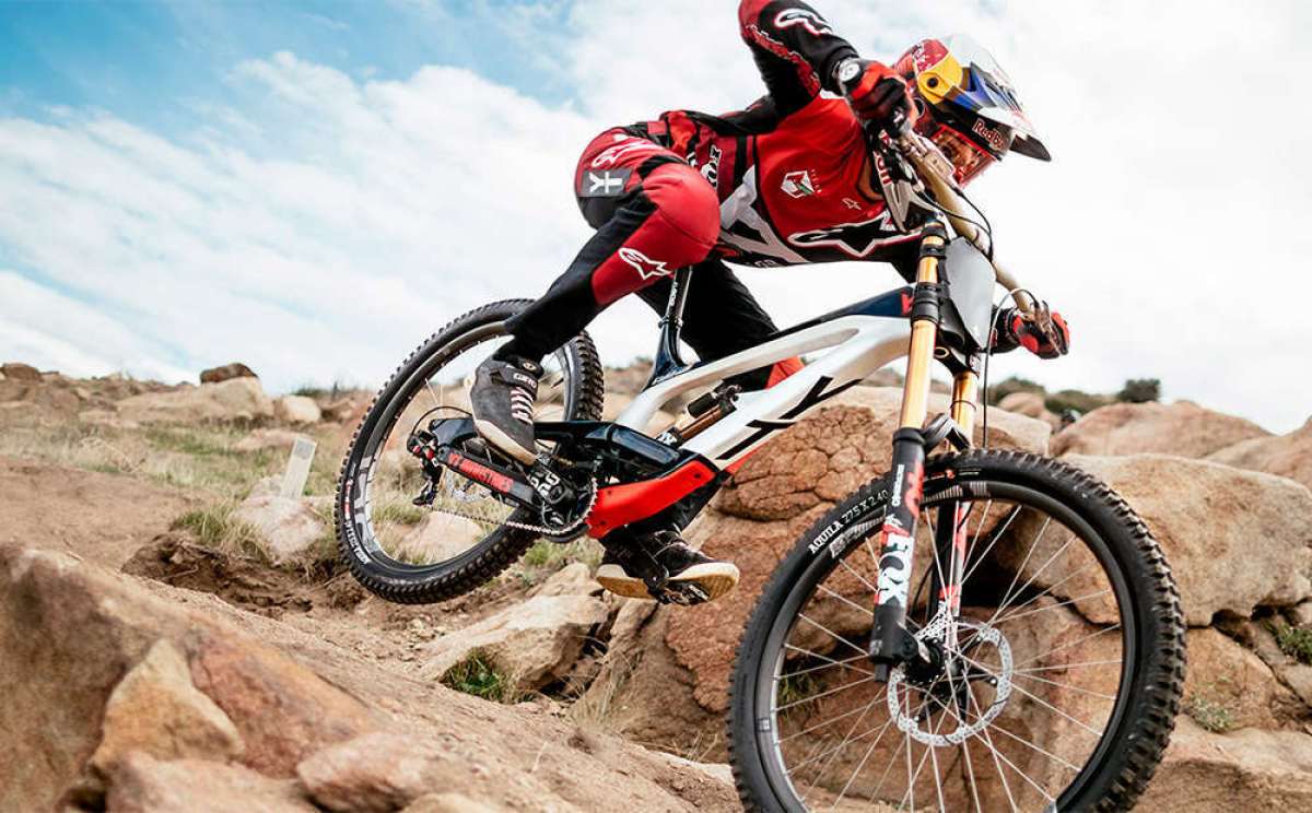 En TodoMountainBike: YT Tues 2018, una bicicleta de DH lista para convertirse en campeona del mundo