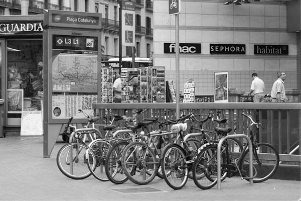Más de la mitad de los españoles coge la bicicleta con cierta frecuencia, según el último Barómetro de la Bicicleta