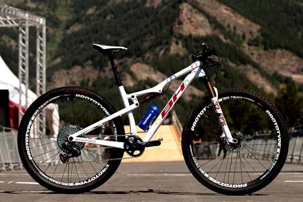 La BH Lynx Race EVO Carbon de Carlos Coloma para la Copa del Mundo de XCO celebrada en Vallnord