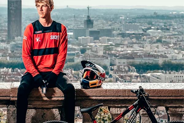 Fabio Wibmer se despide de Specialized después de 5 años montando sus bicis