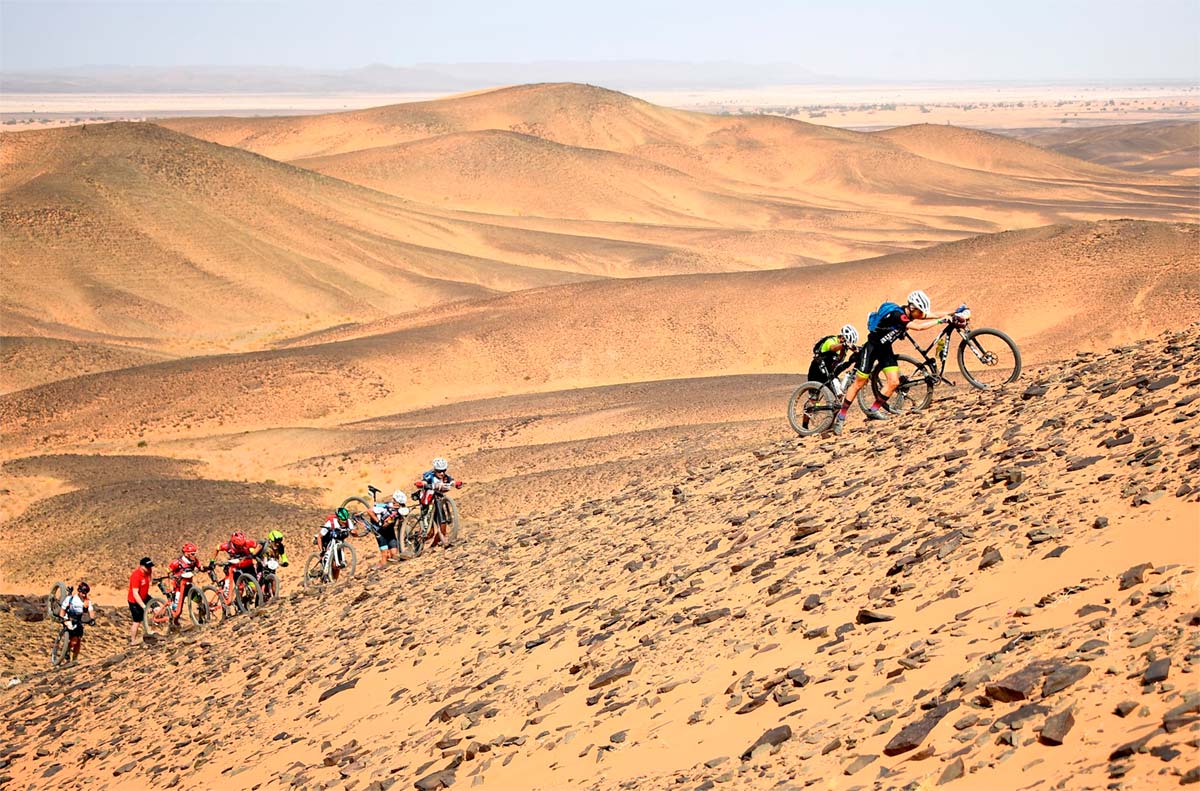 Fallece un participante durante la segunda etapa de la Garmin Titan Desert 2019