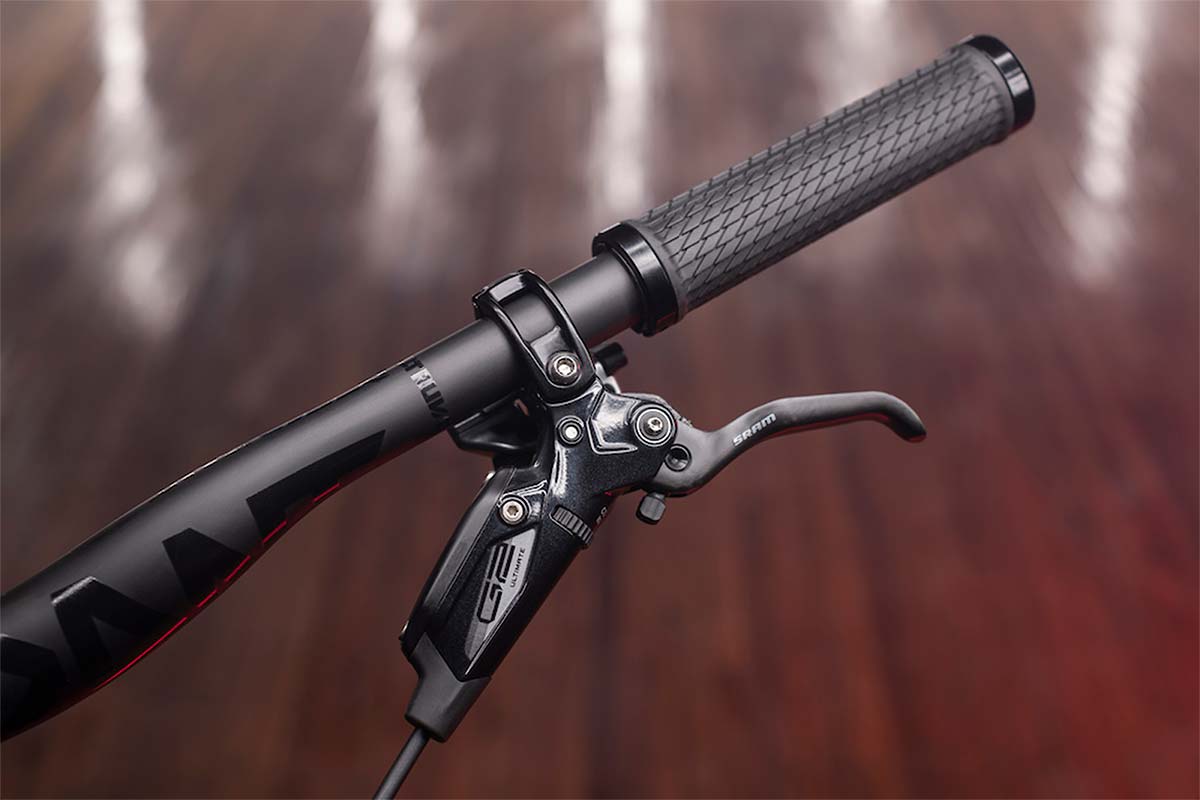 Frenos SRAM G2, la evolución de los Guide con la potencia (y 4 pistones) de los Code