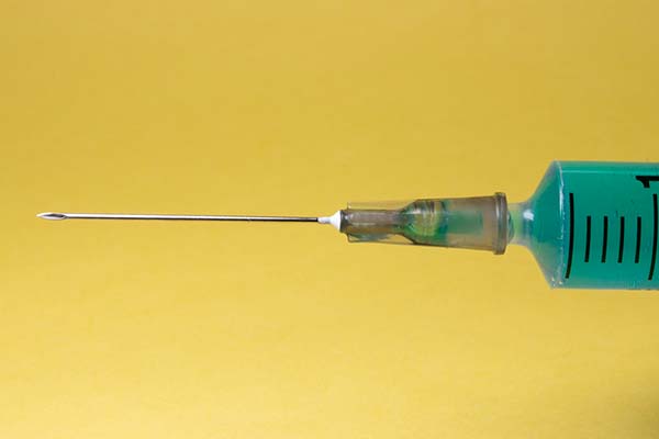 Lo que hay que saber sobre la EPO, la sustancia dopante más extendida en el ciclismo