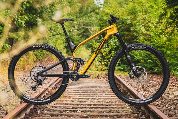 La Radon Slide Trail de 2020 llega con ruedas grandes, 140 mm de recorrido y un precio muy competitivo
