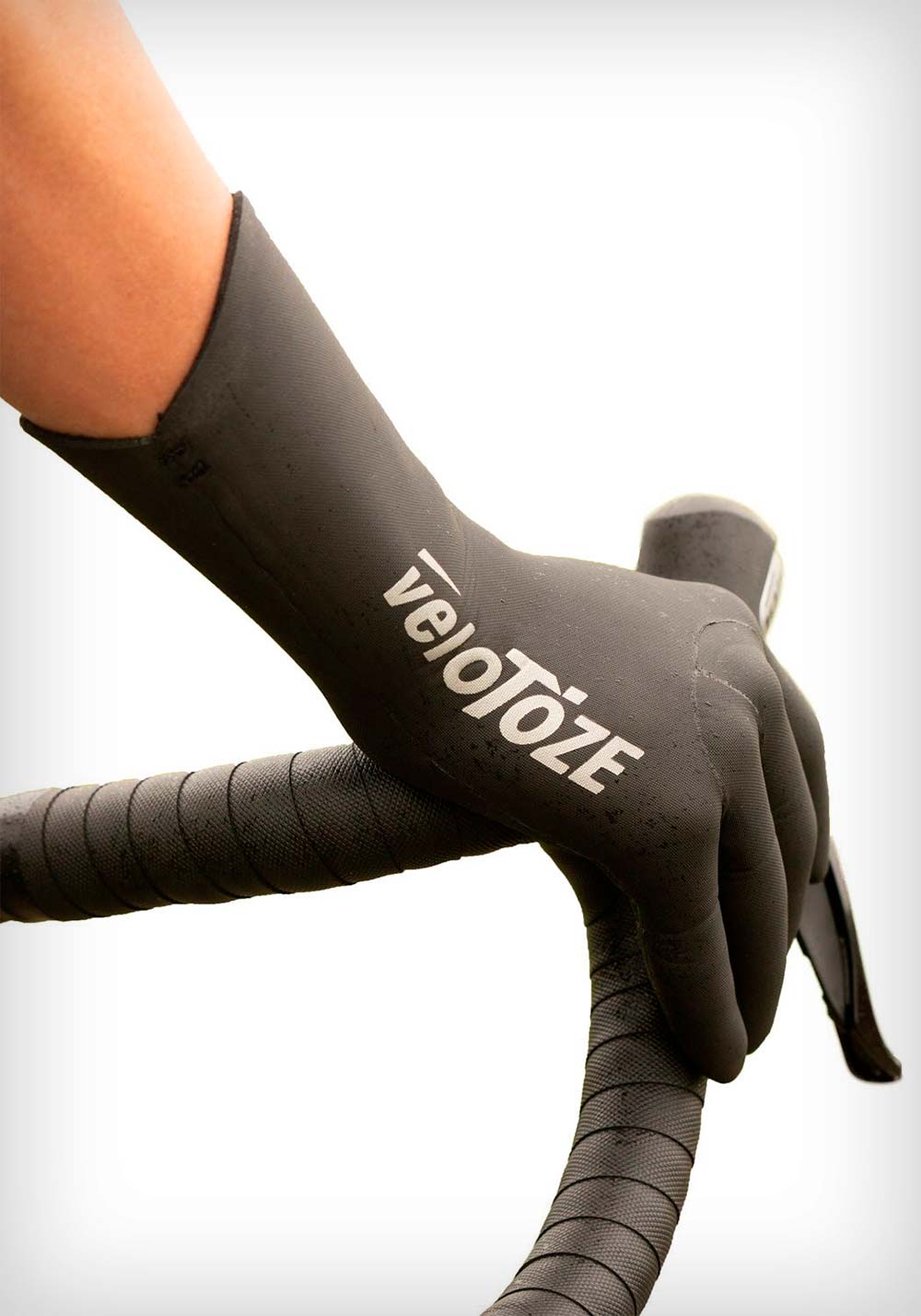 VeloToze presenta sus primeros guantes de neopreno 100% impermeables