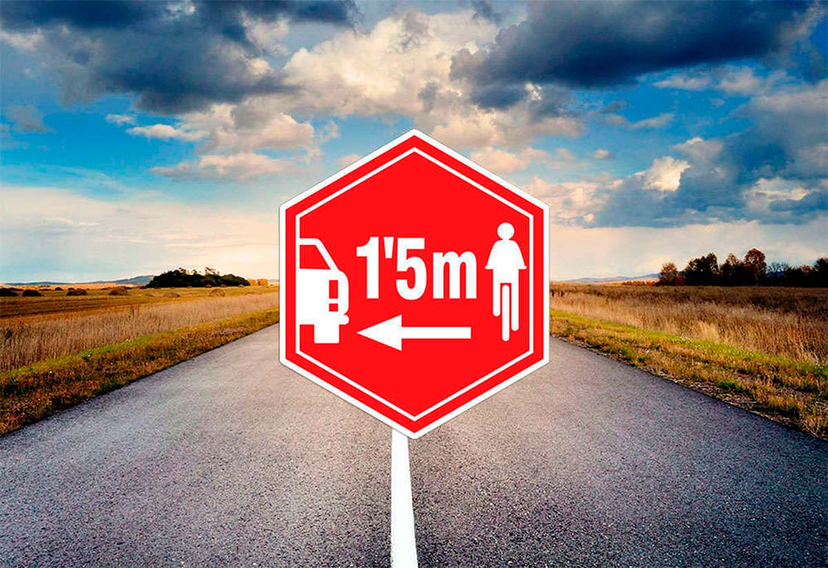 En TodoMountainBike: Cambios en la normativa para adelantar a ciclistas: 2 metros de distancia y velocidad máxima limitada