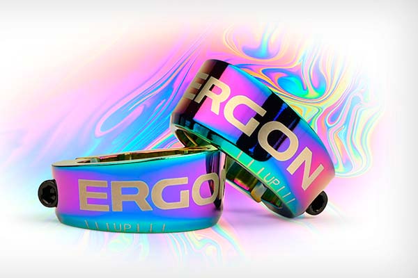Ergon lanza una exclusiva edición limitada de abrazaderas con acabado Oil Slick para sus puños