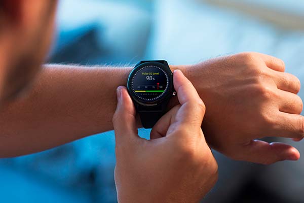 Asus VivoWatch SP, un reloj deportivo con función de electrocardiograma y medición del oxígeno en sangre