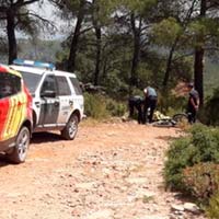 Un ciclista de montaña se encuentra otro ciclista muerto subiendo al Pico del Águila, en Segorbe