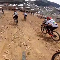 El descenso ganador de Damien Oton en la Maxiavalanche Alpe d'Huez 2020