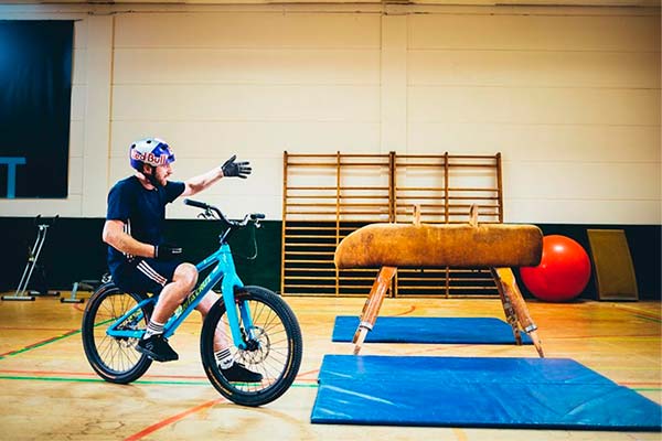 Detrás de las cámaras: lo que no se vio en el vídeo Gymnasium de Danny MacAskill