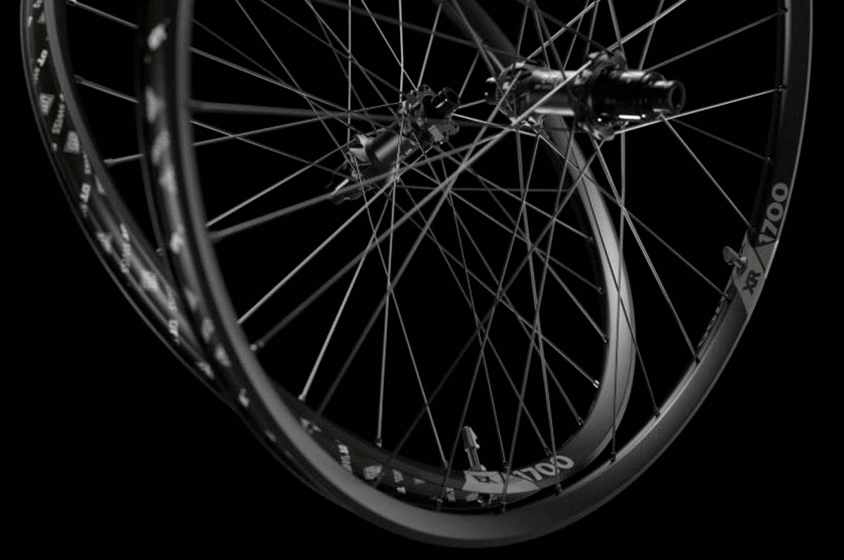 En TodoMountainBike: Las ruedas DT Swiss 1700 Spline de 2021 se actualizan con una llanta de aluminio más reforzada y bujes mejorados