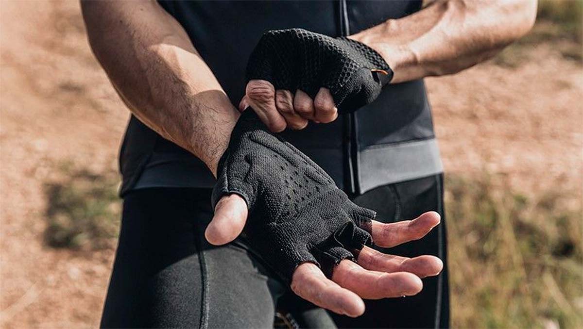 Elastic Interface lleva la comodidad de los guantes de ciclismo a otro nivel con su tecnología Palm Technology