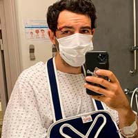 Iago Garay se rompe un codo, la cuenca del ojo y da positivo en Covid-19