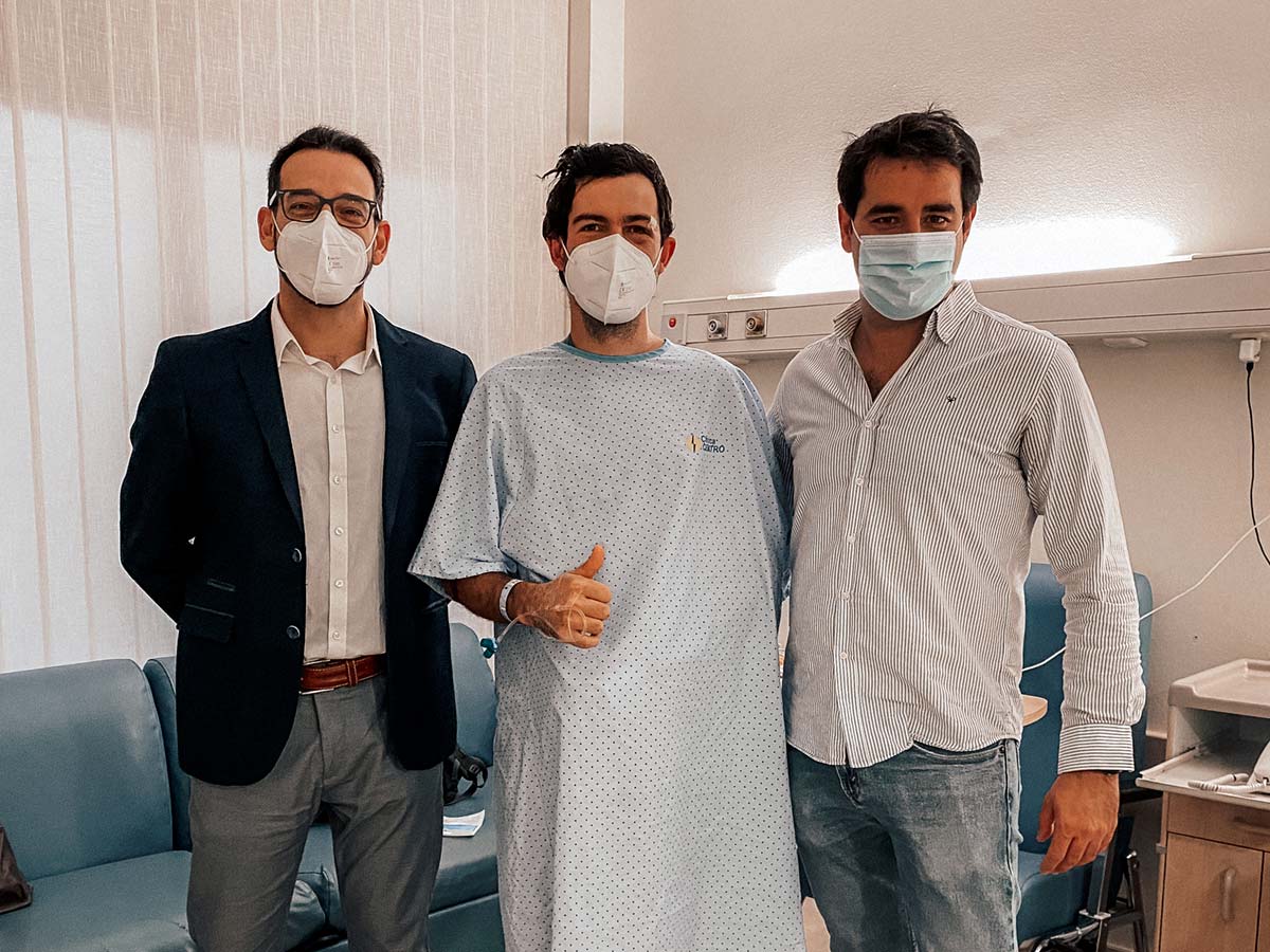 En TodoMountainBike: Iago Garay, operado con éxito de su fractura en el codo izquierdo