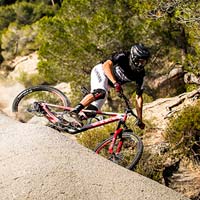 Jack Moir se une al Canyon Factory Enduro Team