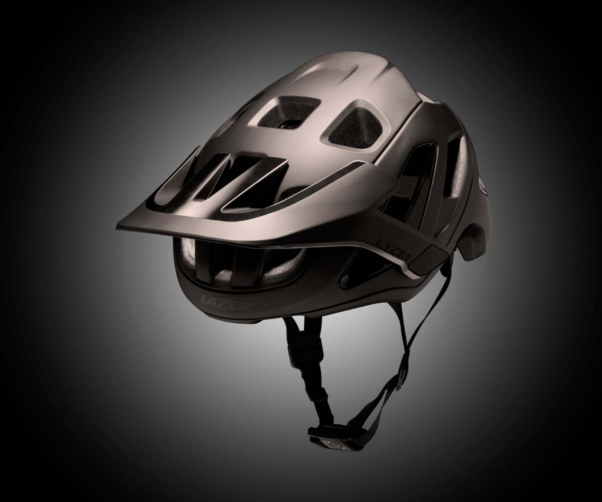 Lazer presenta el Jackal MIPS, su casco tope de gama para ciclistas de montaña