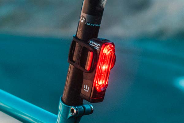 Lezyne presenta cuatro luces traseras con función automática de freno