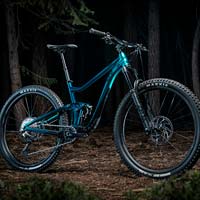 Liv Intrigue 29, una doble de Trail con geometría ajustable, cuadro de aluminio y ruedas grandes