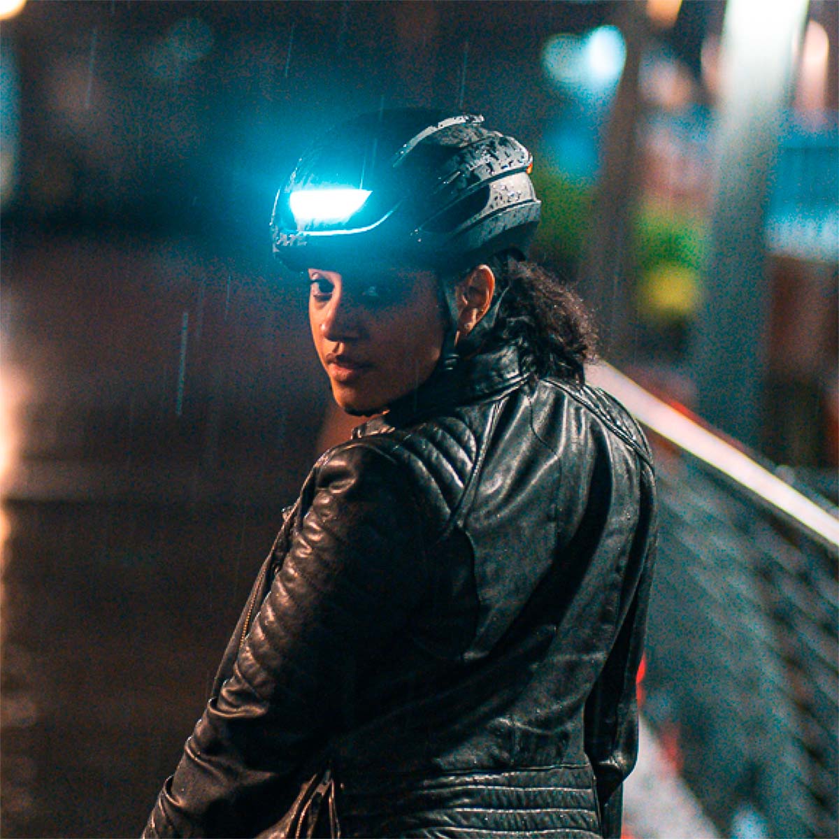 En TodoMountainBike: Lumos Ultra, un casco de ciclismo con luces integradas y sistema MIPS opcional