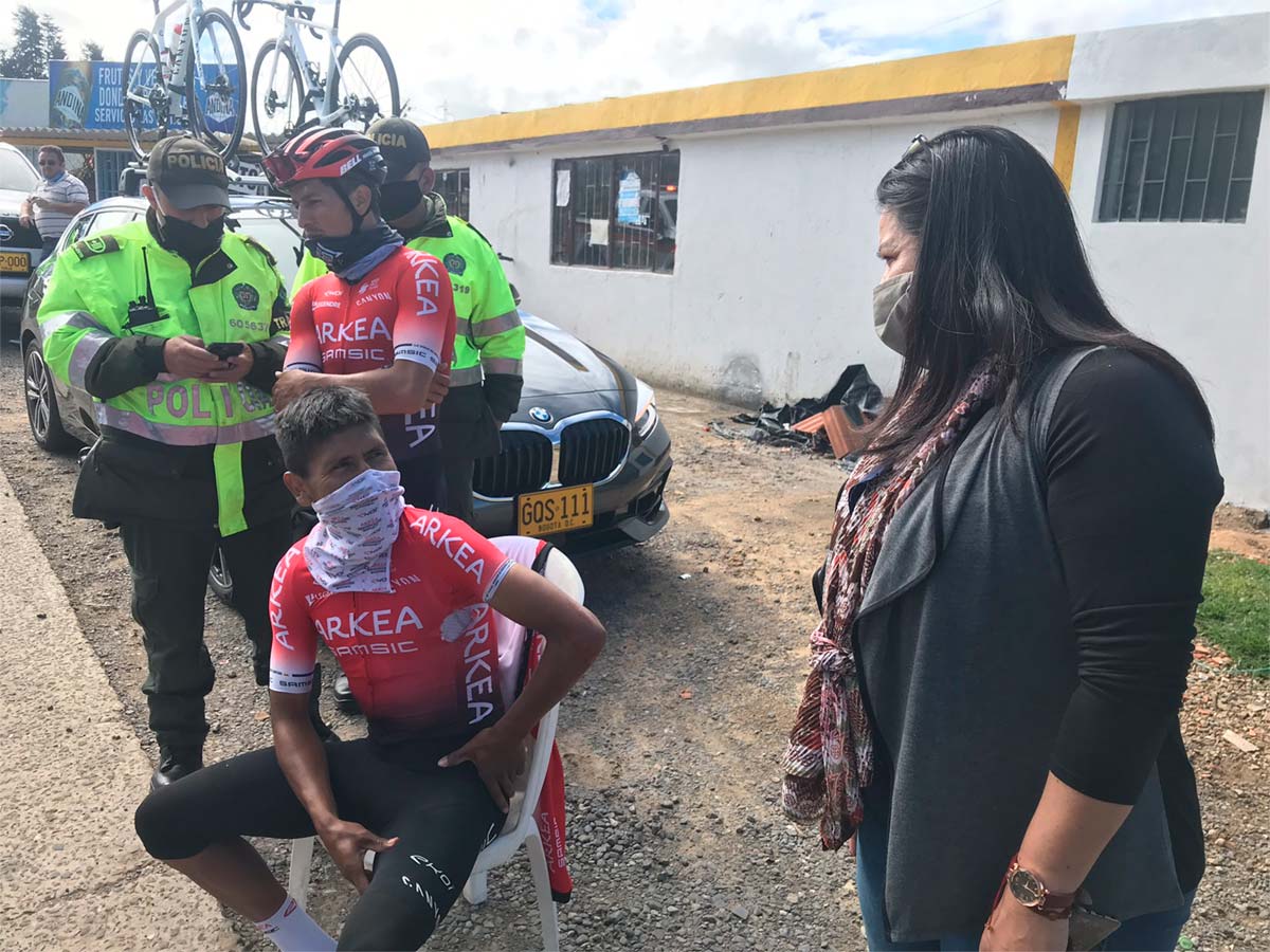 Nairo Quintana es atropellado por un conductor imprudente mientras entrenaba en Boyacá, sale ileso