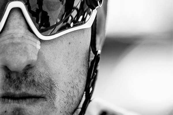 Nino Schurter: "Seguid las restricciones y recomendaciones del gobierno y no entréis en pánico"