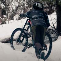 Oscar Härnström construyó una pista de descenso sobre la nieve antes de la pandemia: así llevaba su proyecto