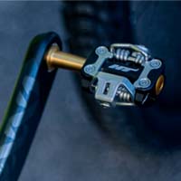 HT M1T y M1, características y precio de los nuevos pedales automáticos de Nino Schurter