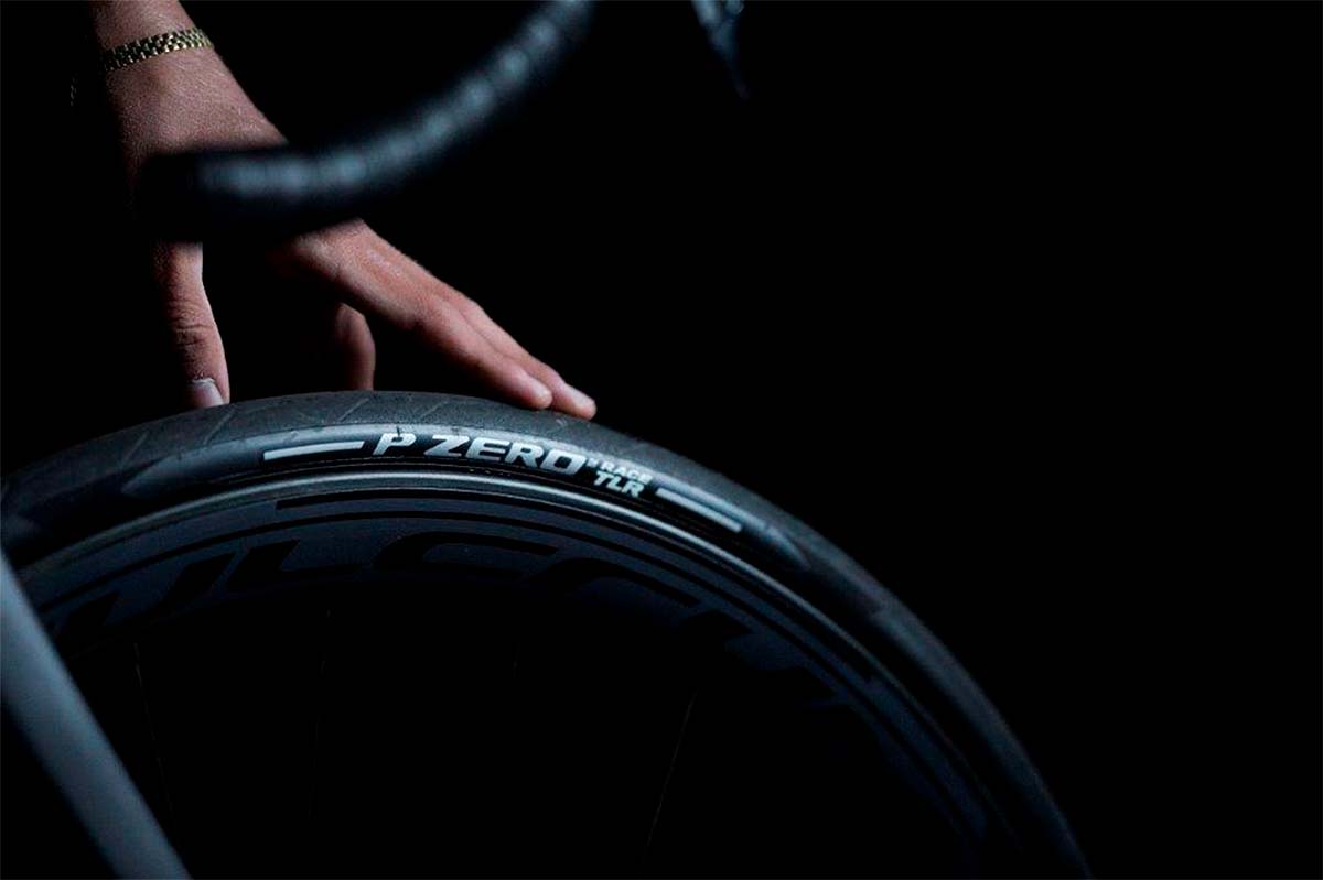 Pirelli P Zero Race TLR, el mejor neumático tubeless de la marca para bicis de carretera