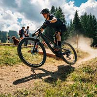 La Santa Cruz Tallboy de 2020 en acción
