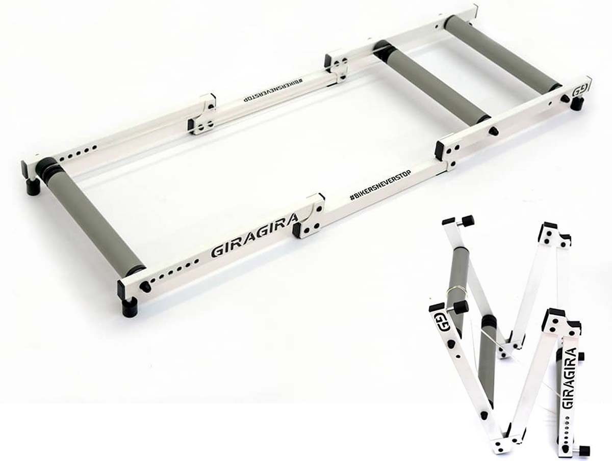En TodoMountainBike: GiraGira, un rodillo de rulos plegable diseñado para entrenar en cualquier lugar de la forma más realista