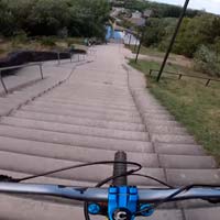 Sam Pilgrim supera el millón de suscriptores en YouTube y lo celebra con una recopilación de sus mejores escenas