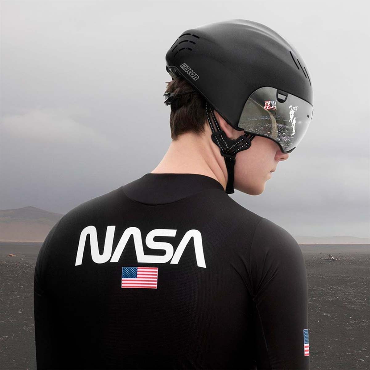 Scicon presenta una línea de ropa para ciclistas inspirada en la NASA y SpaceX