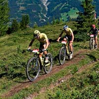 Swiss Epic 2020: Schurter-Förster y Langvad-Batten ganan la tercera etapa y lideran la general