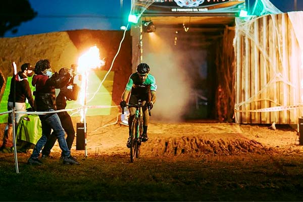 La corta pero intensa temporada de Ciclocross de Tomi Misser: 2 carreras en 12 horas