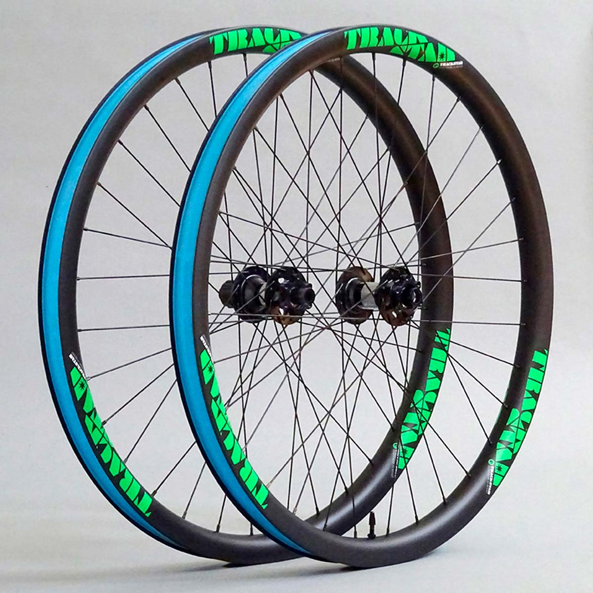 En TodoMountainBike: Trackstar presenta la Serie-e, su gama de ruedas de carbono para bicicletas eléctricas