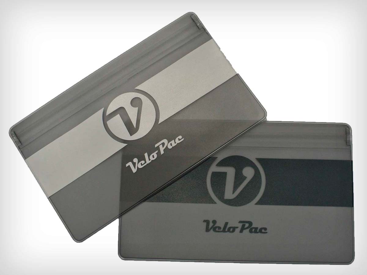 VeloPac PhonePac Plus, una cartera impermeable compatible con los móviles más grandes del mercado